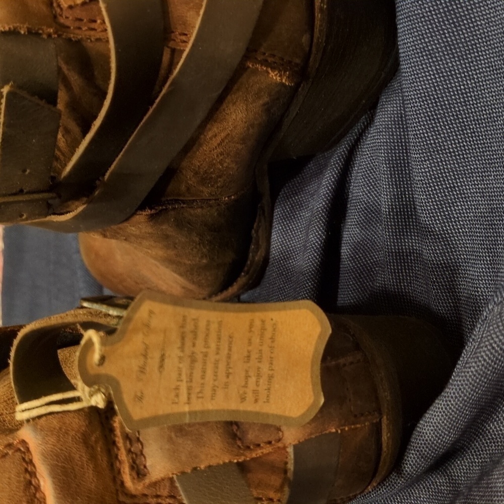Your Fall Wardrobe Needs Hudson Booties - NWT, Leather, and Distressed for Style - Picture 16 of 16